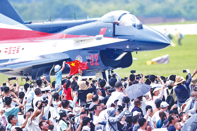 操屄视频免费看长春航空展迎来首个公众日